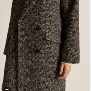 Abercrombie & Fitch Black and White Herringbone Trench Coat
